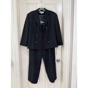 larry levine women black 2- peice pants suits size 14